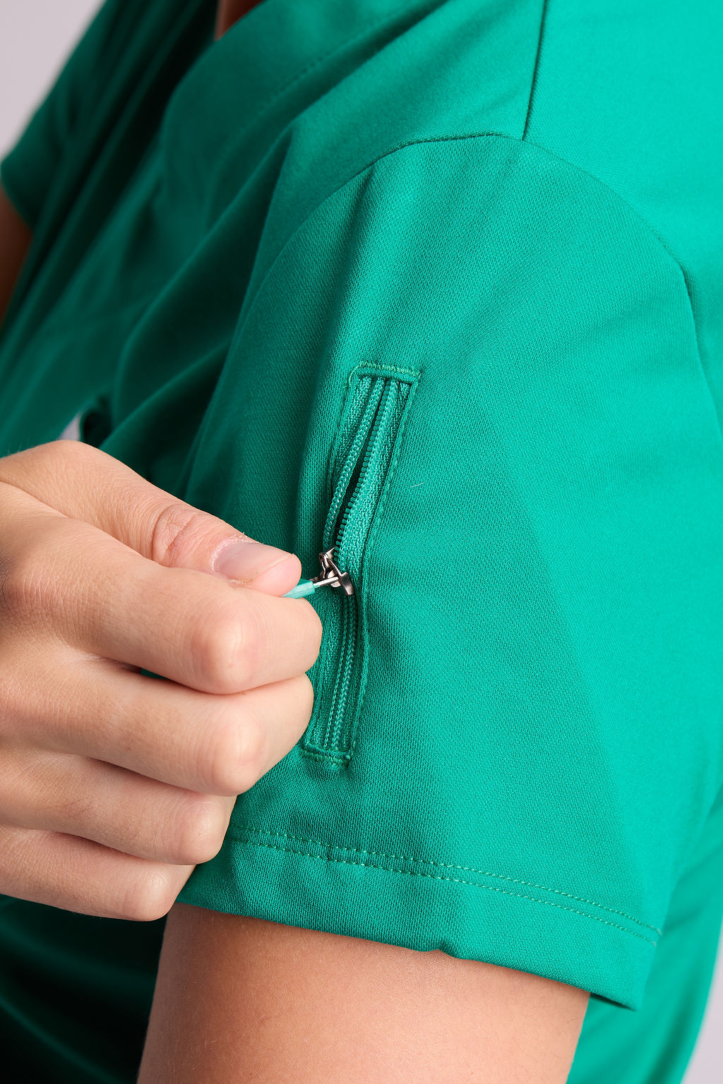 Mary J Two Pocket Scrub Top
